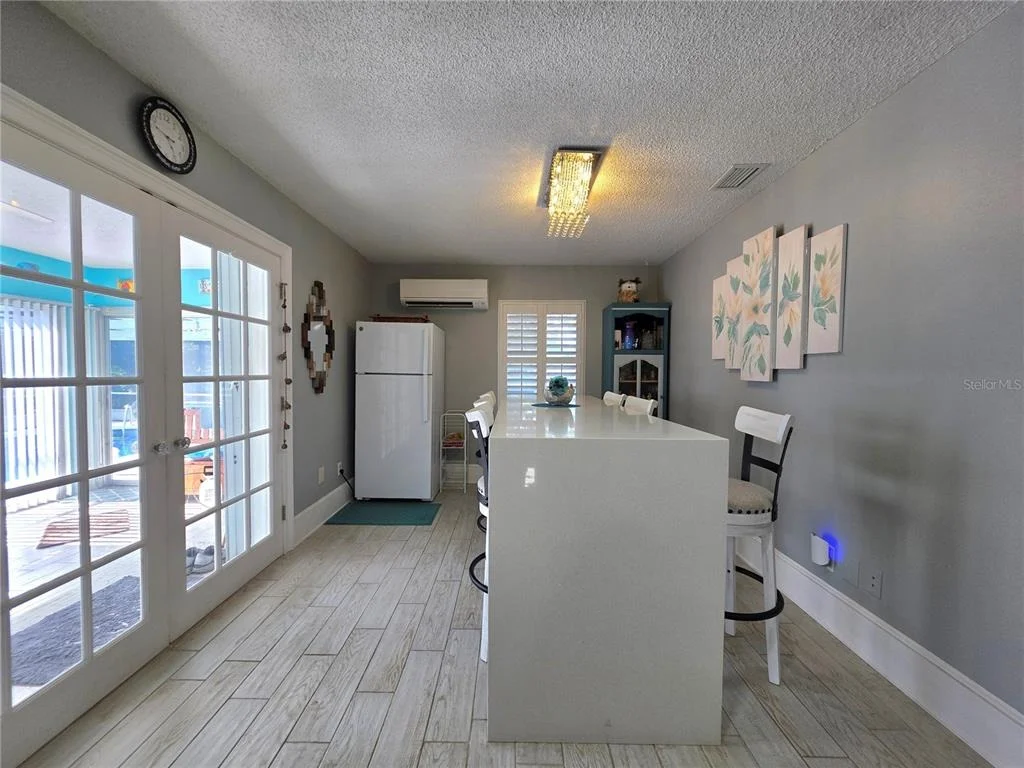 Photo of 9040 BAY DRIVE