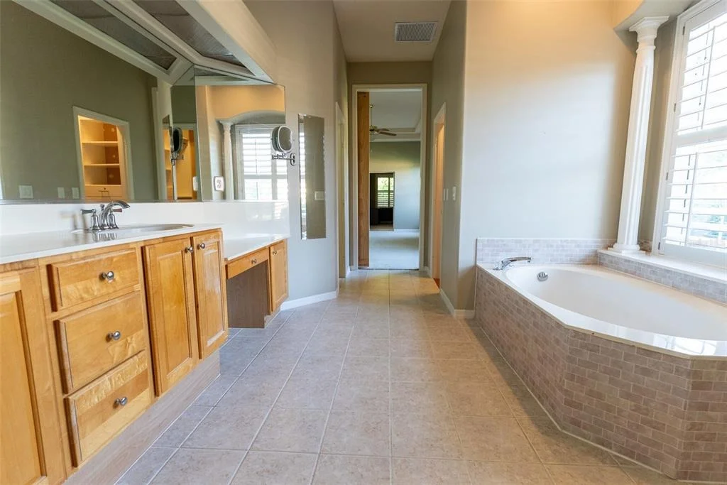 Photo of 4818 SE 11TH PLACE
