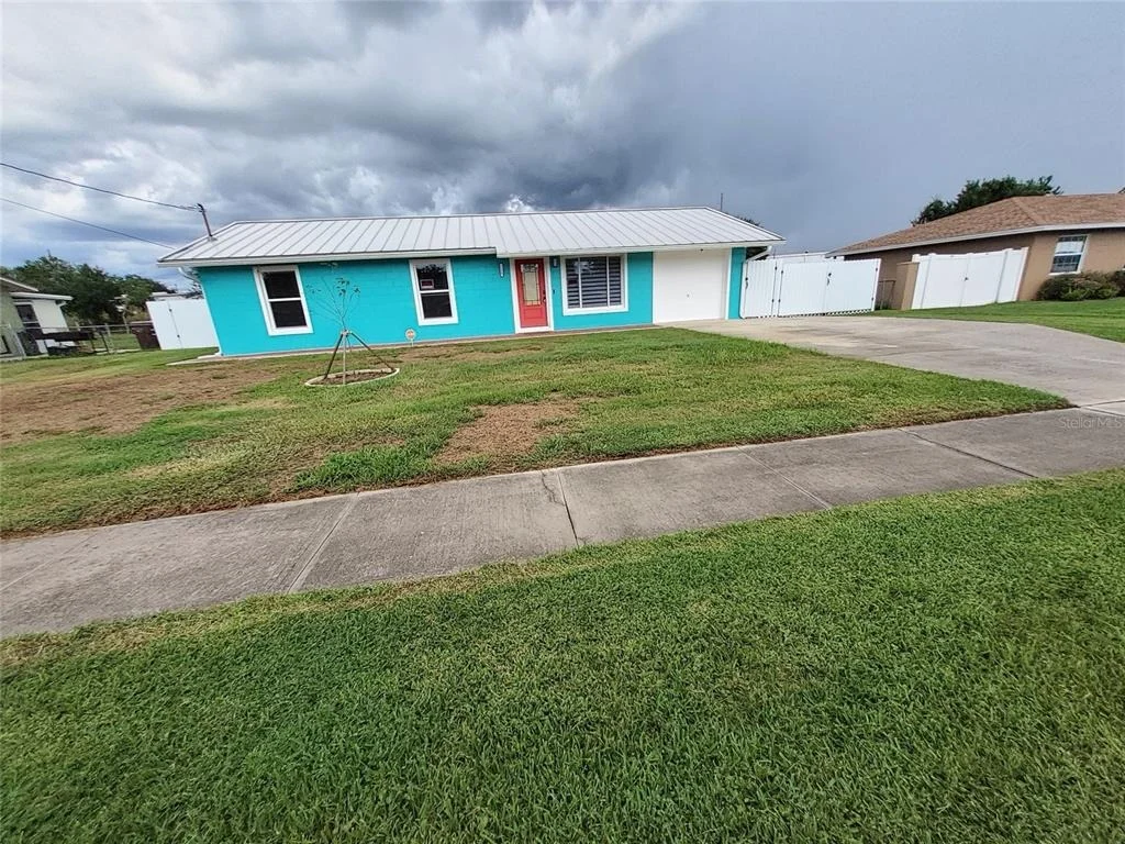Photo of 1319 MANOR DRIVE