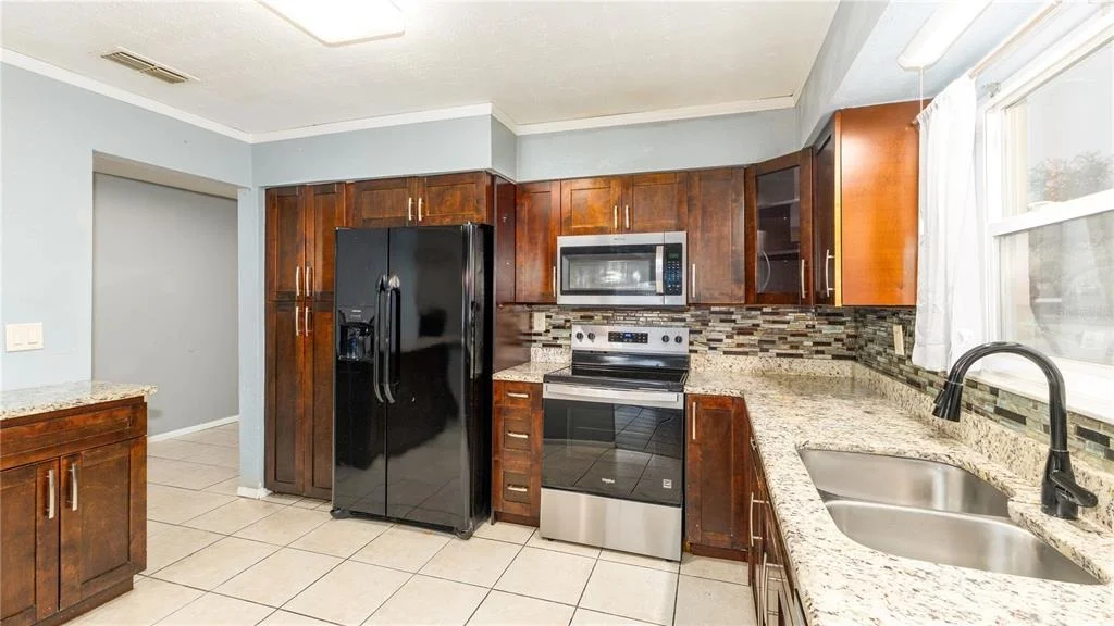 Photo of 4802 RIDGE POINT DRIVE