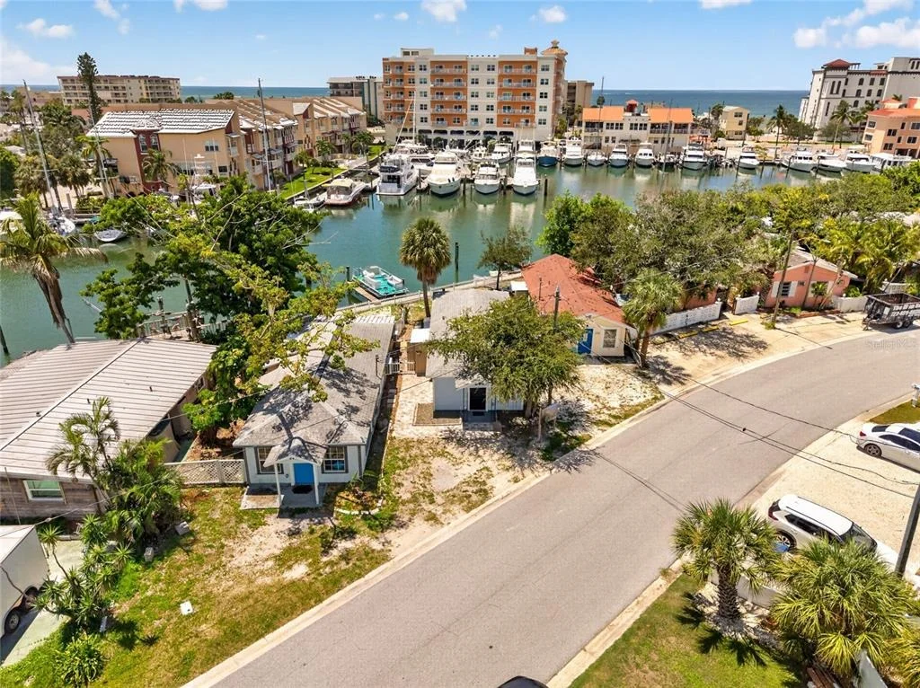 Photo of 331 BOCA CIEGA DRIVE