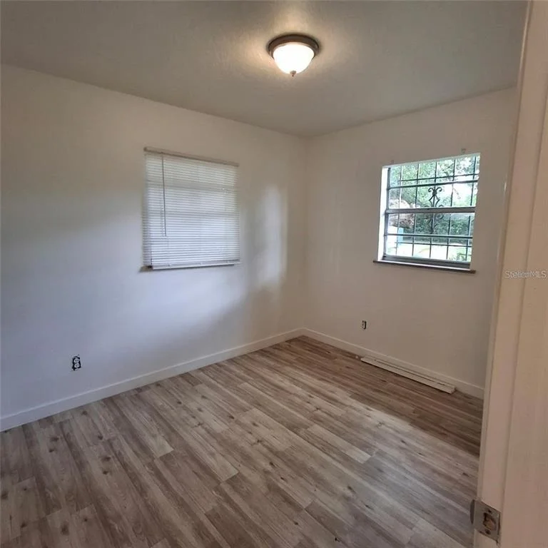 Photo of 444 SUNNYVIEW CIRCLE