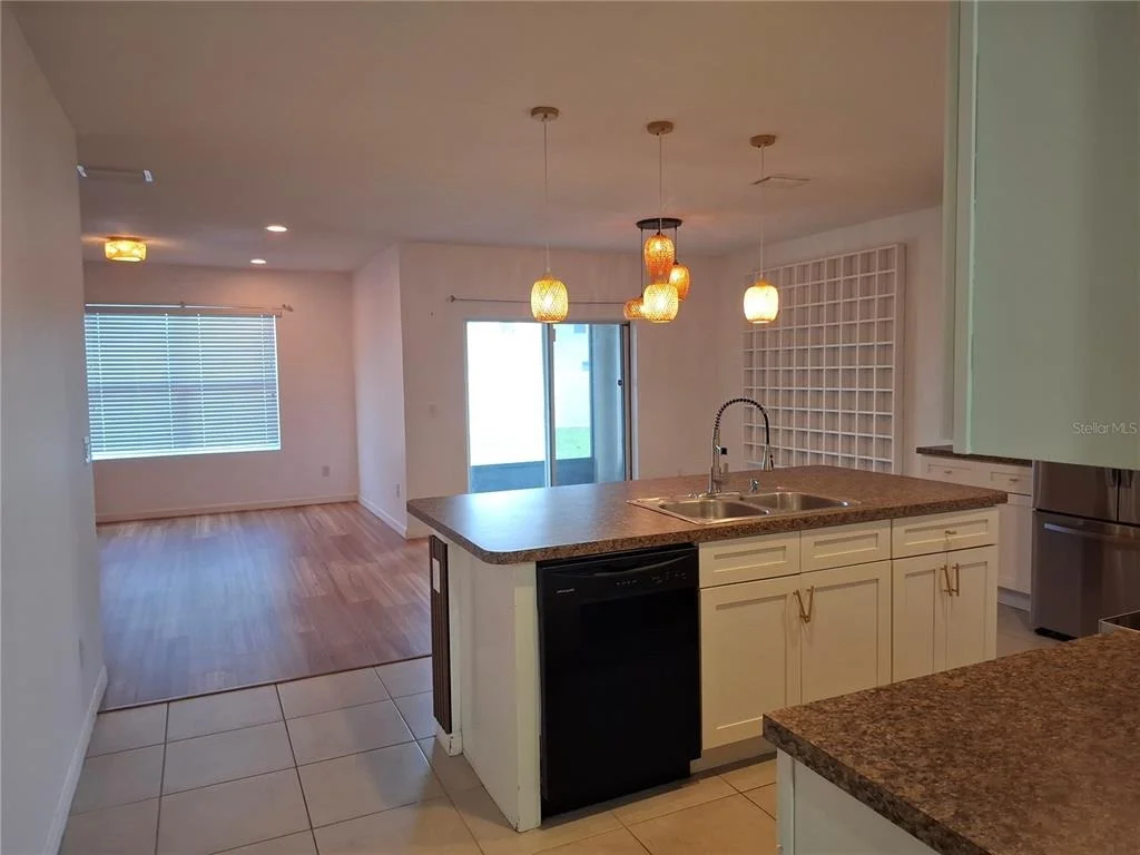 Photo of 2805 NE 45TH AVENUE