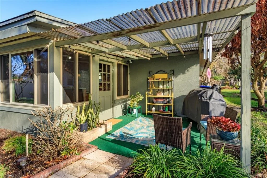 Photo of 9237 SABAL PALM CIRCLE