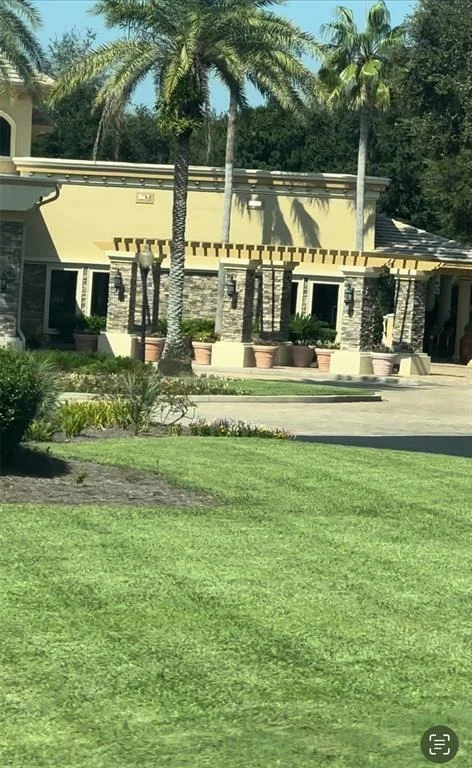 Photo of 994 W SILVER MEADOW LOOP