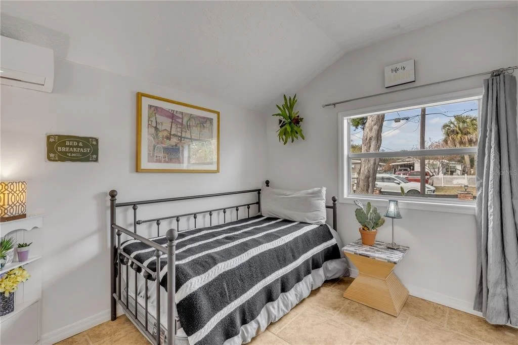 Photo of 201 GARY AVENUE