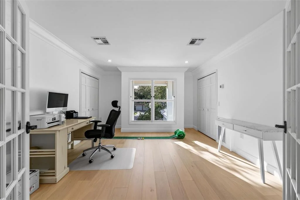 Photo of 226 SAINT JAMES PARK