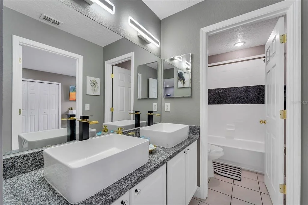 Photo of 419 MCFEE DRIVE
