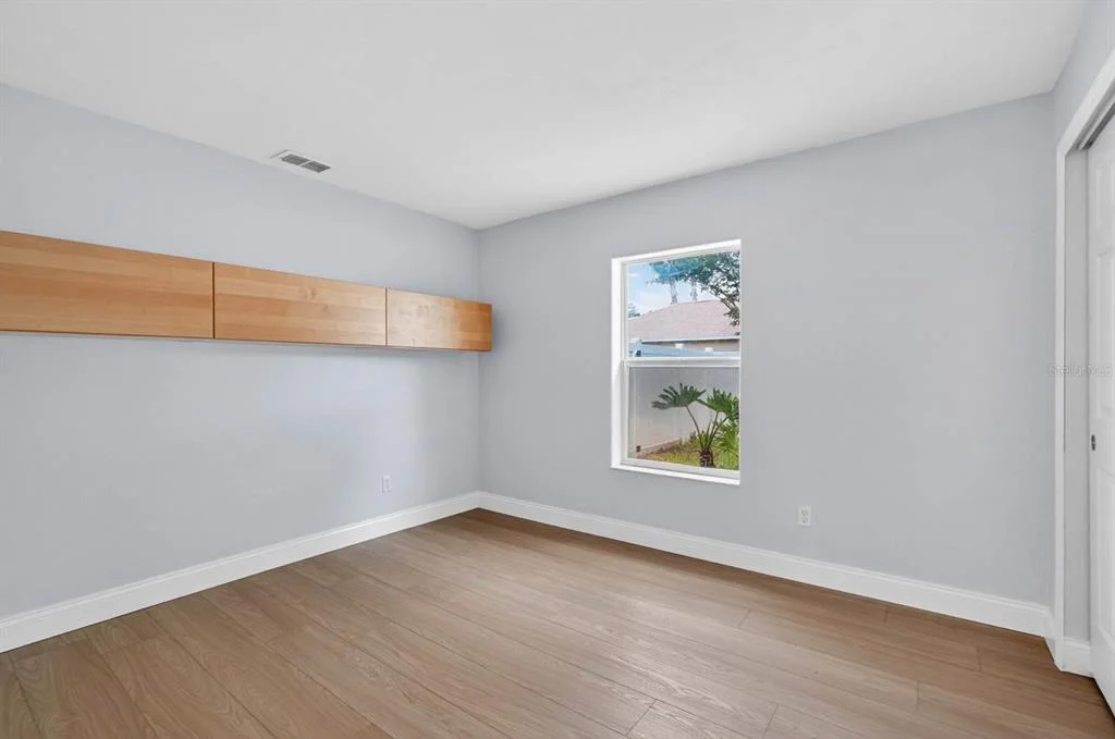 Photo of 129 GREY DAPPLE WAY