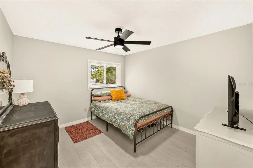 Photo of 807 CENTERBROOK DRIVE