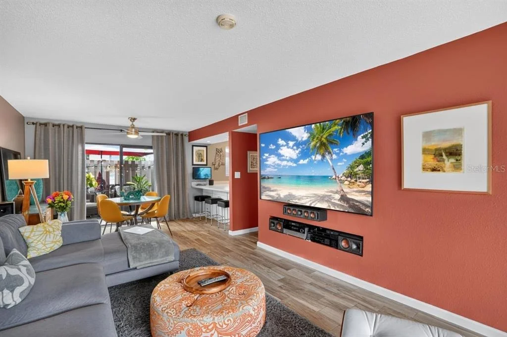 Photo of Unit 310 at 4001 BENEVA ROAD
