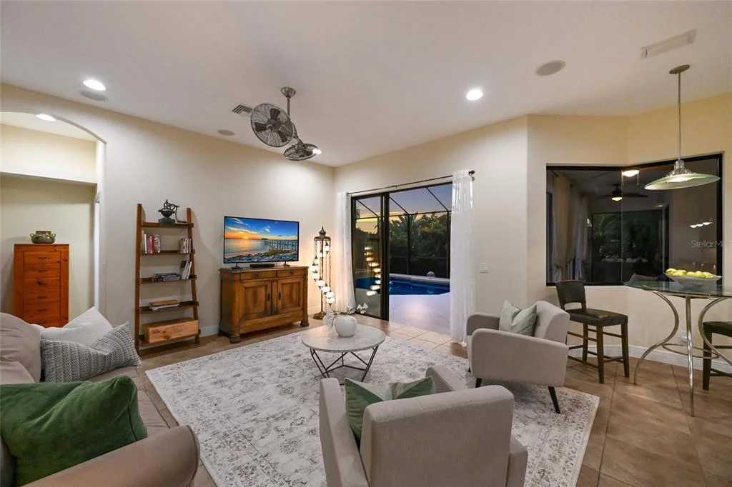 Photo of 525 MAST DRIVE