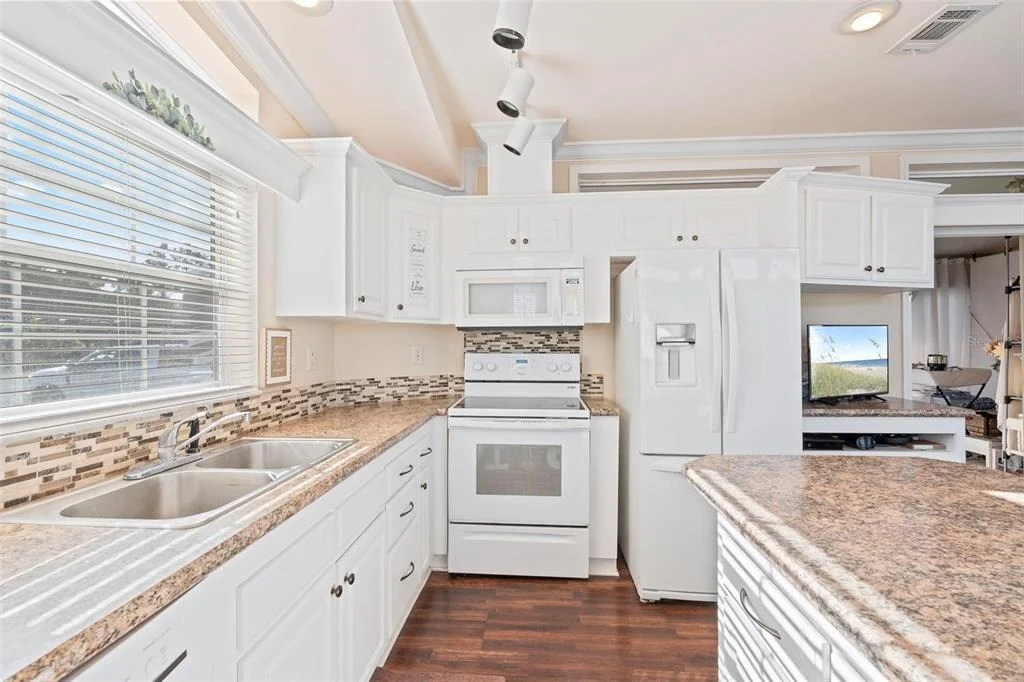 Photo of 2411 CITRUS TREE ROAD