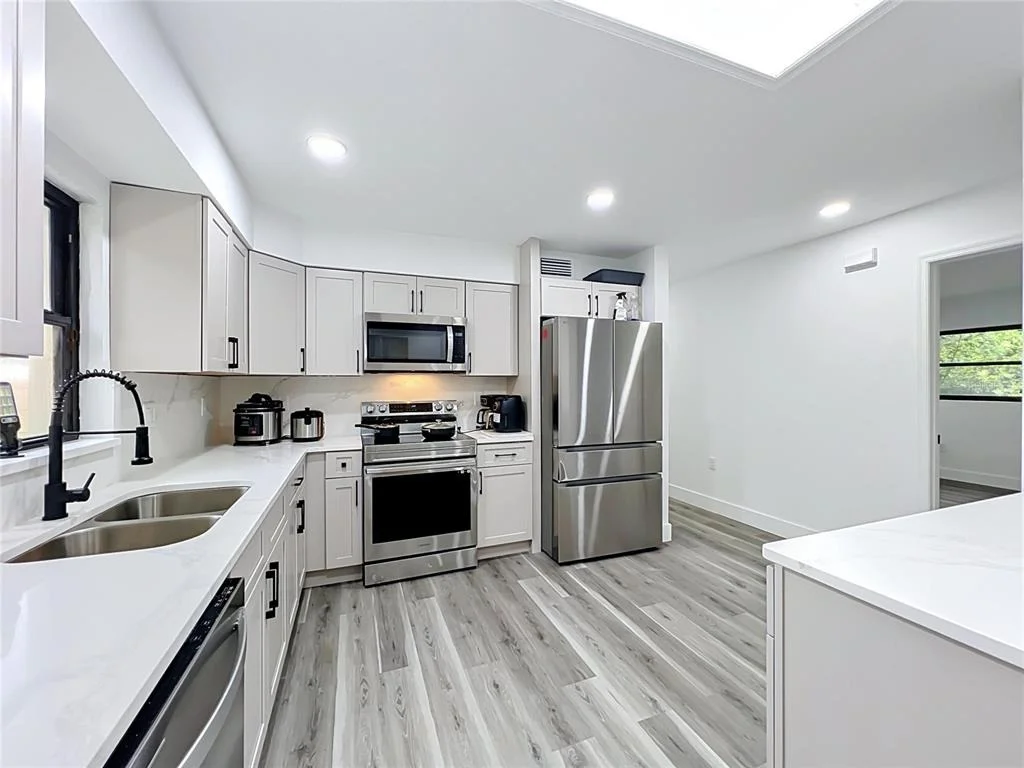 Photo of 731 BONGART ROAD
