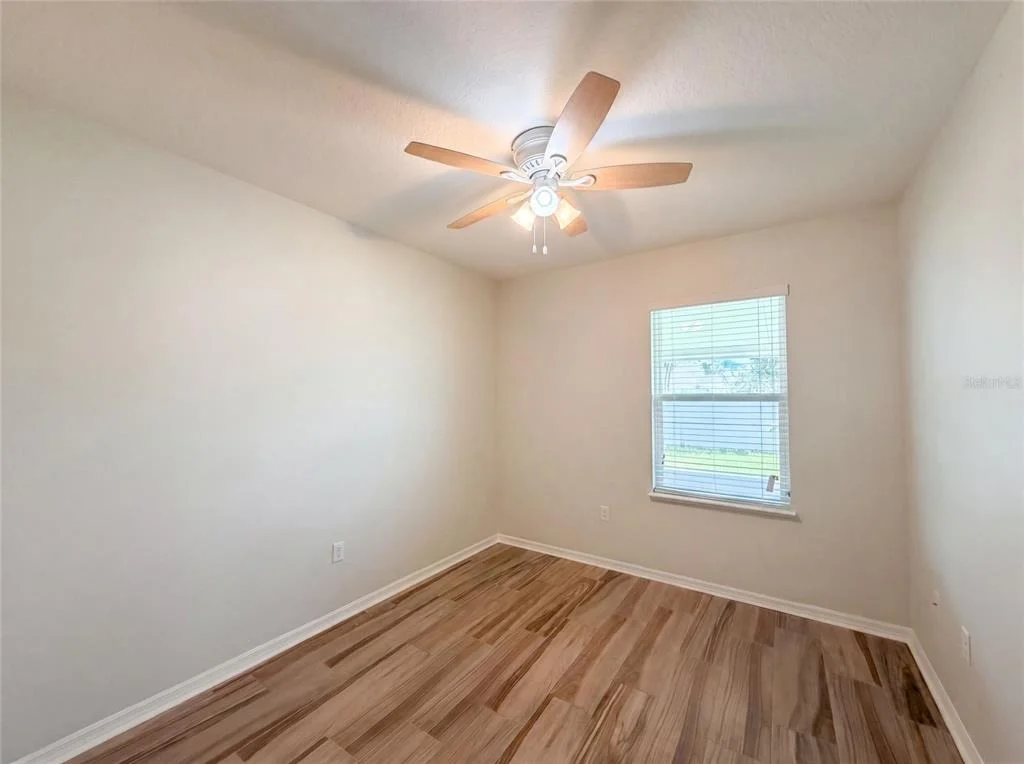 Photo of 1048 BETHPAGE ROAD
