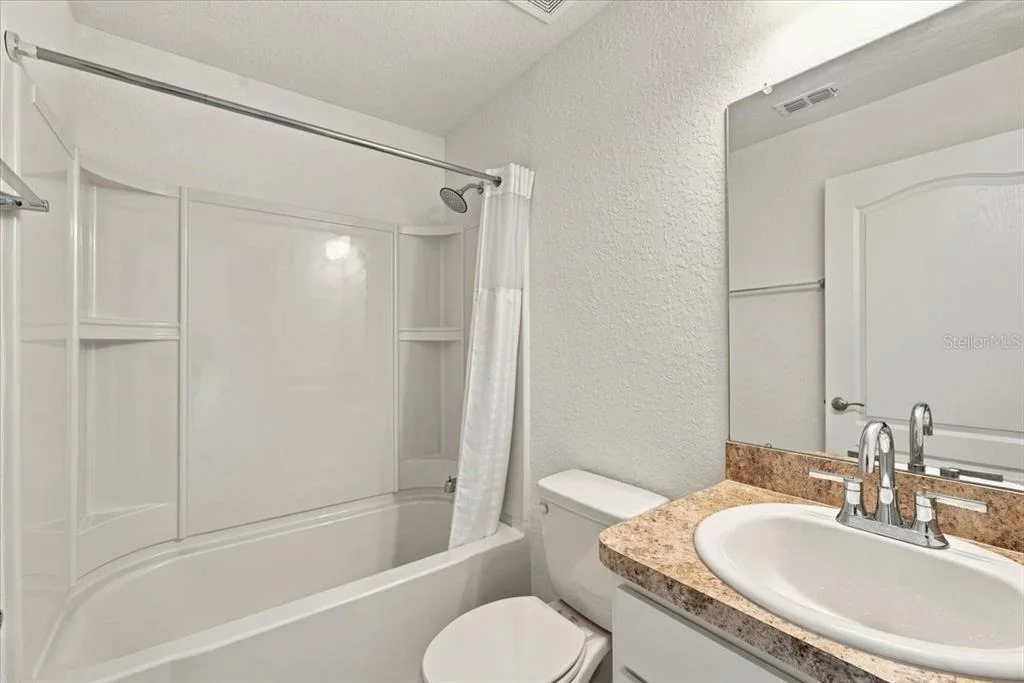 Photo of 912 LOCHLAND LOOP