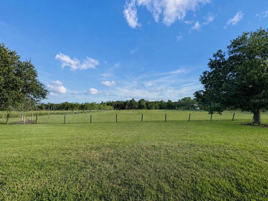 Photo of 9120 COUNTY ROAD 304