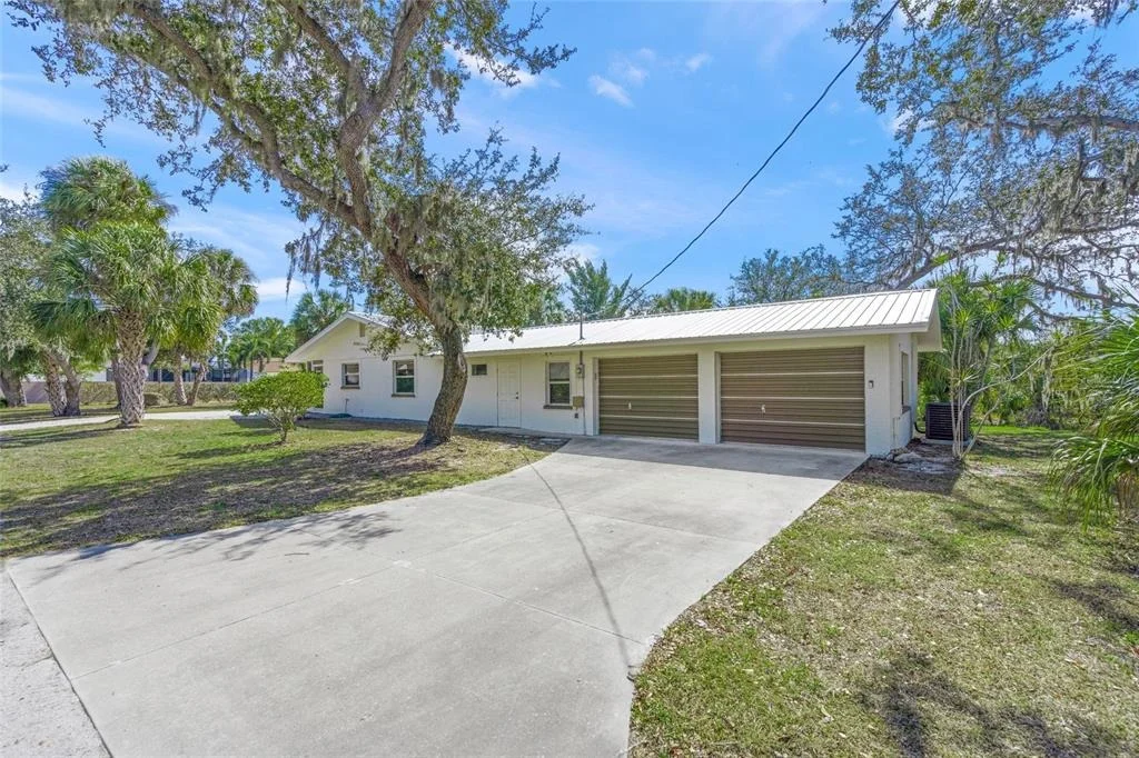 Photo of 6520 QUONSET ROAD