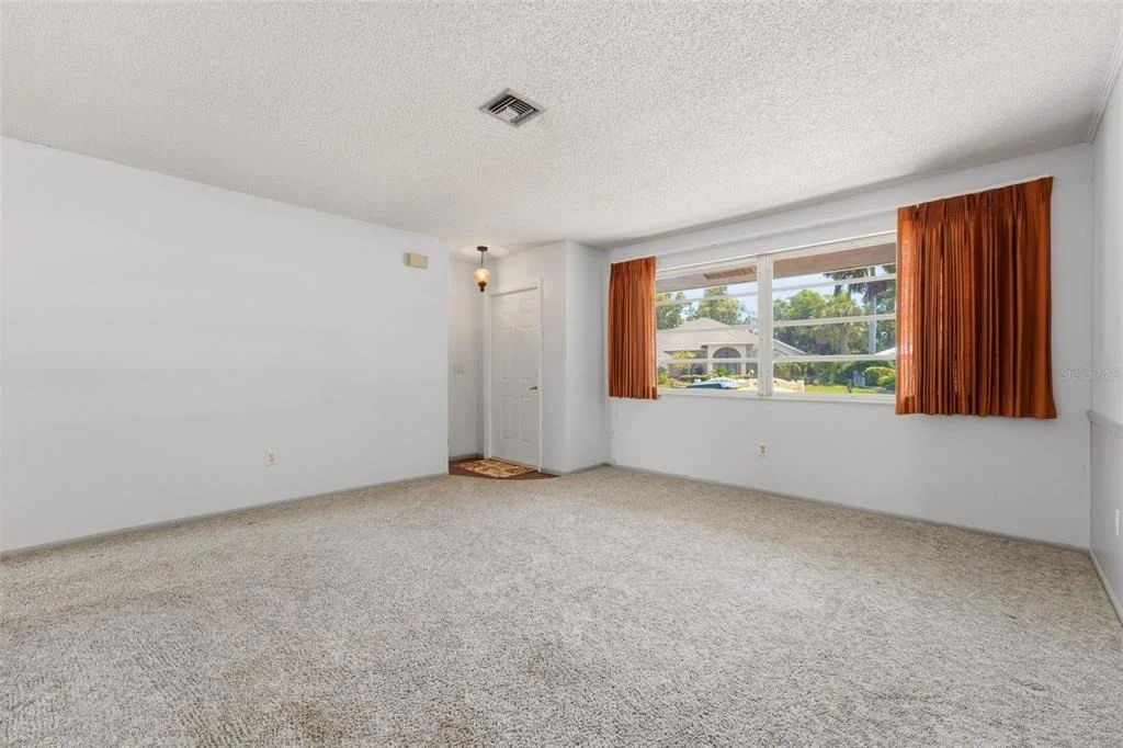 Photo of 26070 CONSTANTINE ROAD