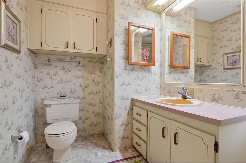 Photo of 6473 PEPPERTREE PATH NE