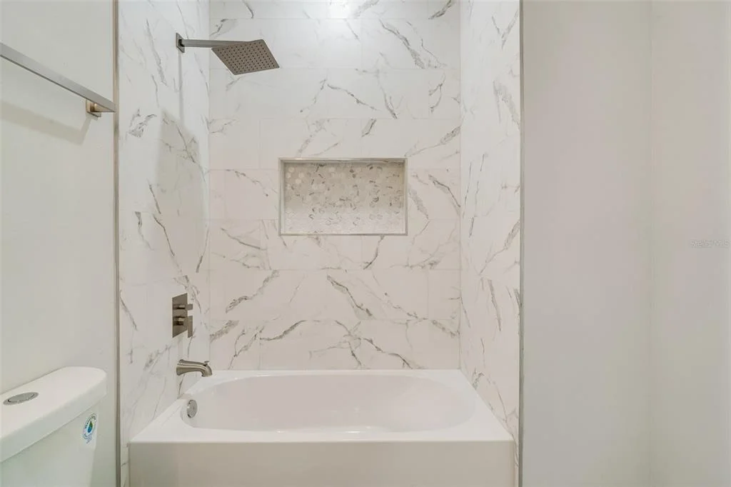 Photo of 384 BAYTREE DRIVE