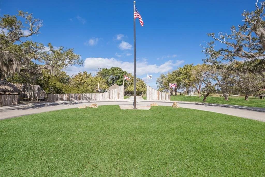Photo of 3600 RIVERVIEW BOULEVARD