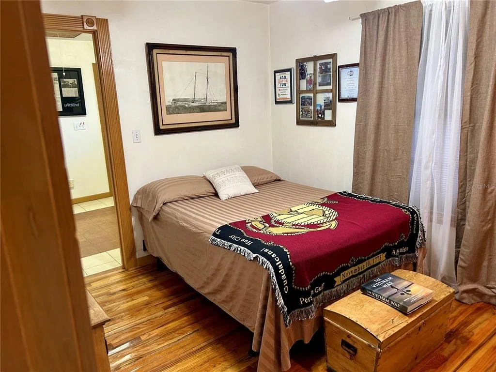 Photo of 55730 HOLIDAY  CIRCLE