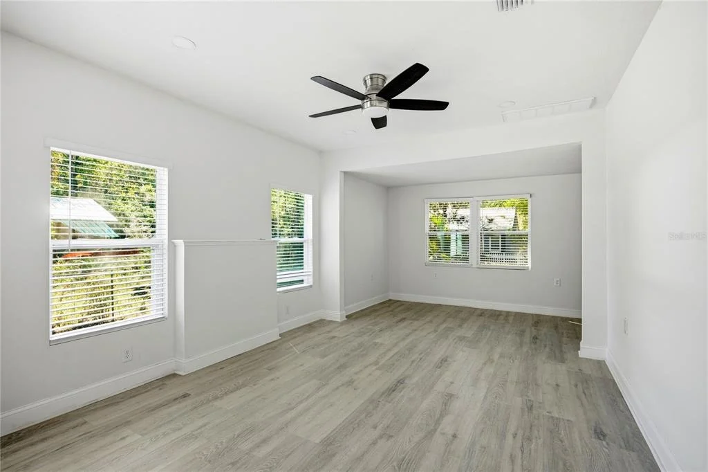 Photo of 418 NW 3RD AVENUE