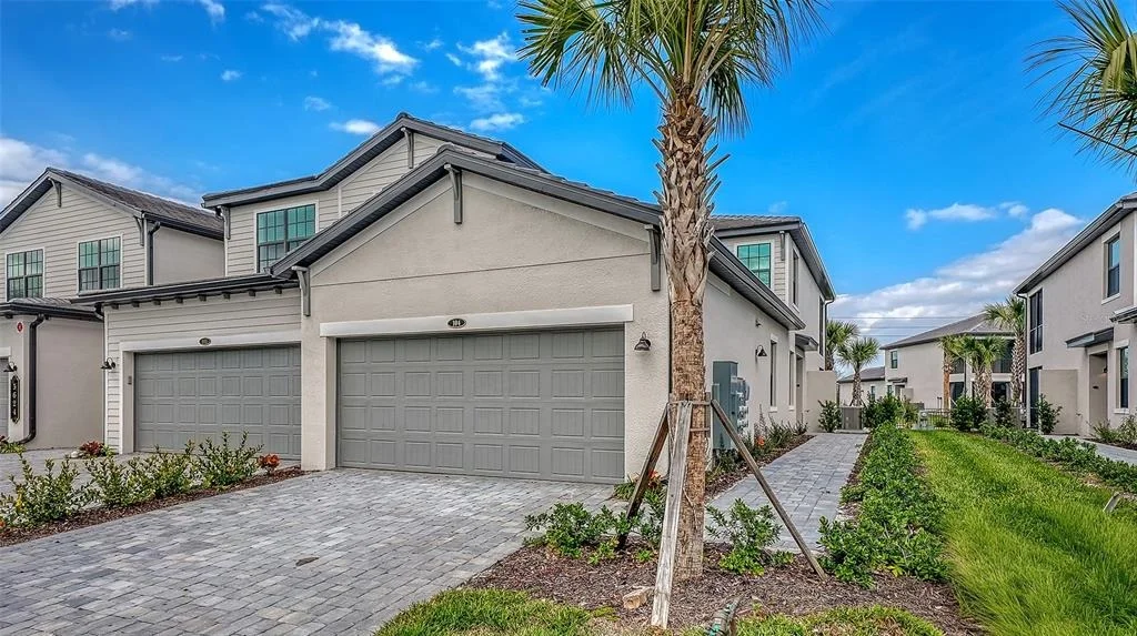 Photo of Unit 104 at 5624 SUMMIT POINTE CIRCLE