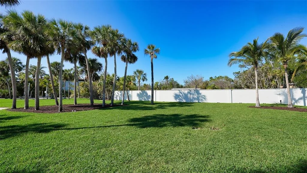 Photo of 684 FREELING DRIVE