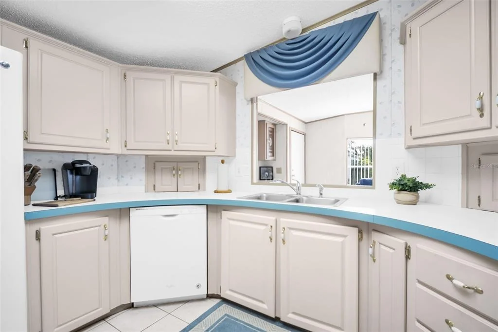 Photo of 428 PELICAN DRIVE S