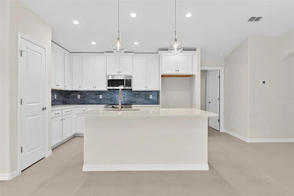Photo of 52 ROXBORO DRIVE