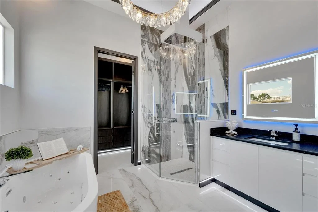 Photo of 6542 SIMONE SHORES CIRCLE