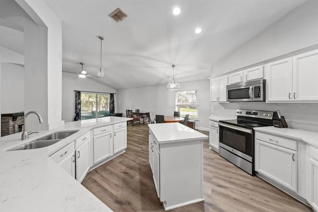 Photo of 1365 SHOOTINGSTAR LANE