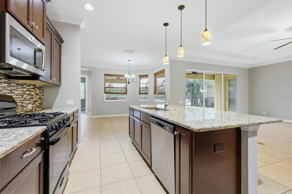 Photo of 640 HONEYFLOWER LOOP