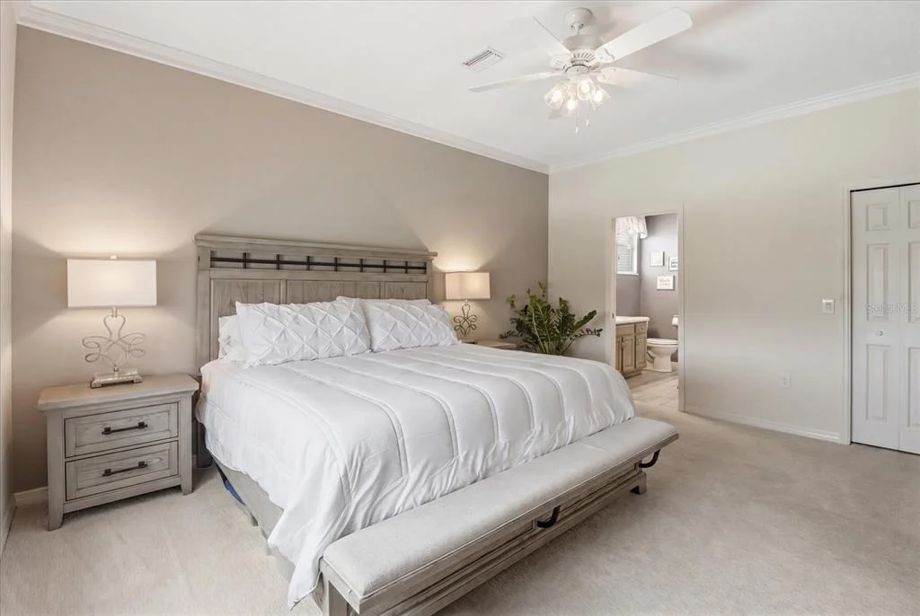 Photo of 1096 W DIAMOND SHORE LOOP