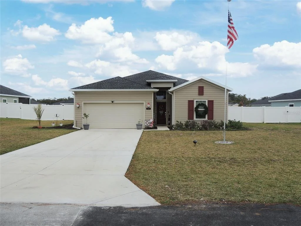 Photo of 560 NW 4TH AVENUE