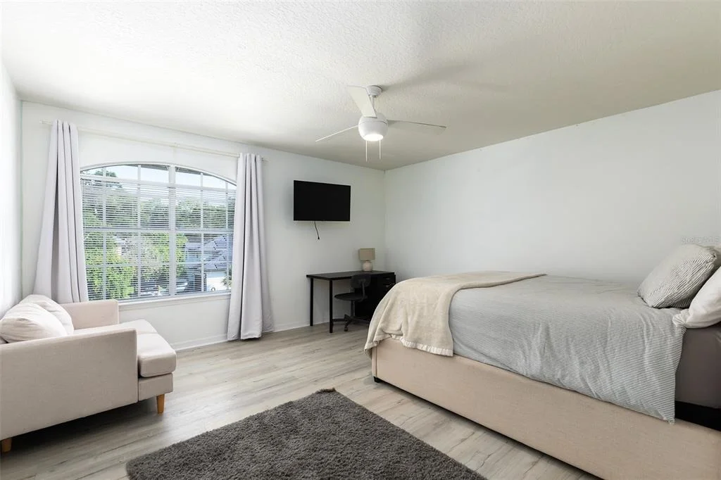 Photo of 1153 OAK TREE CIRCLE