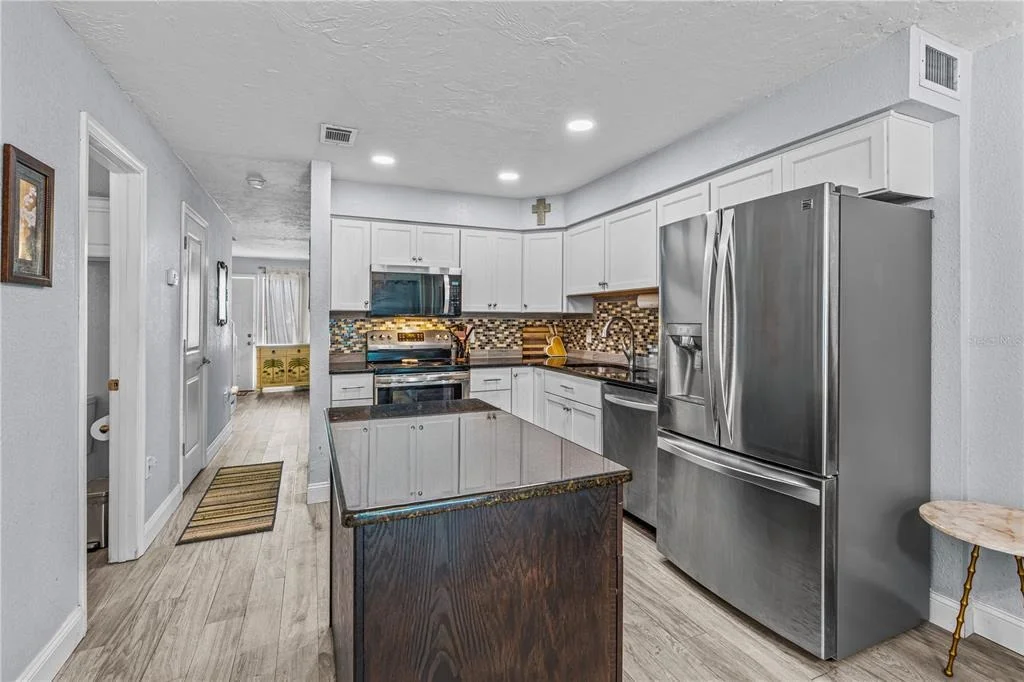 Photo of Unit UT23 at 5500 OCEAN SHORE BOULEVARD