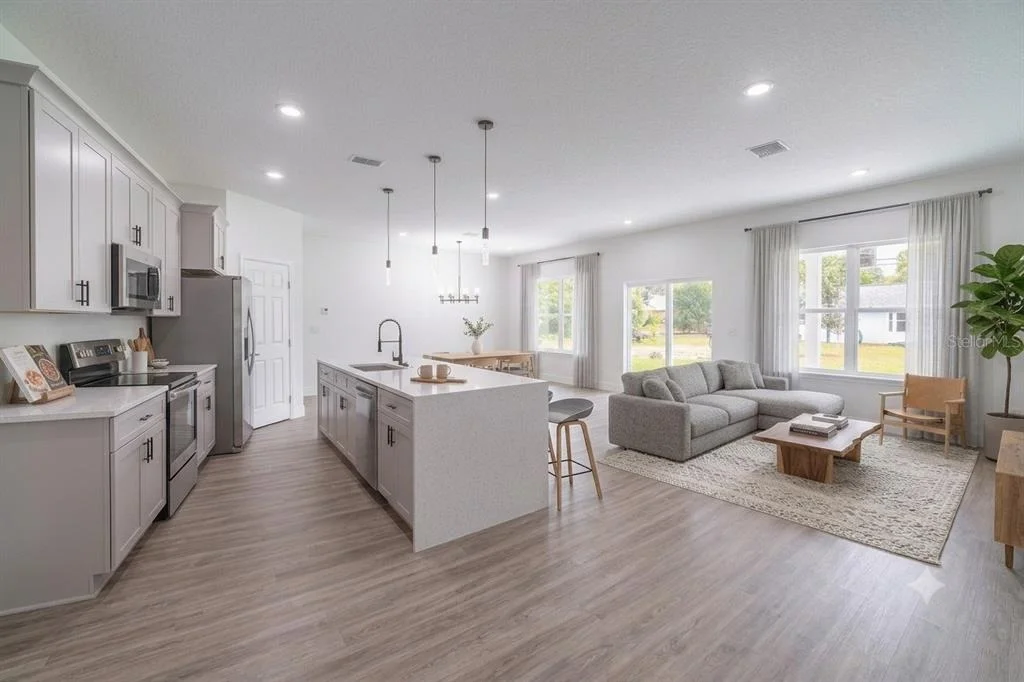 Photo of 983 PACE DRIVE NW