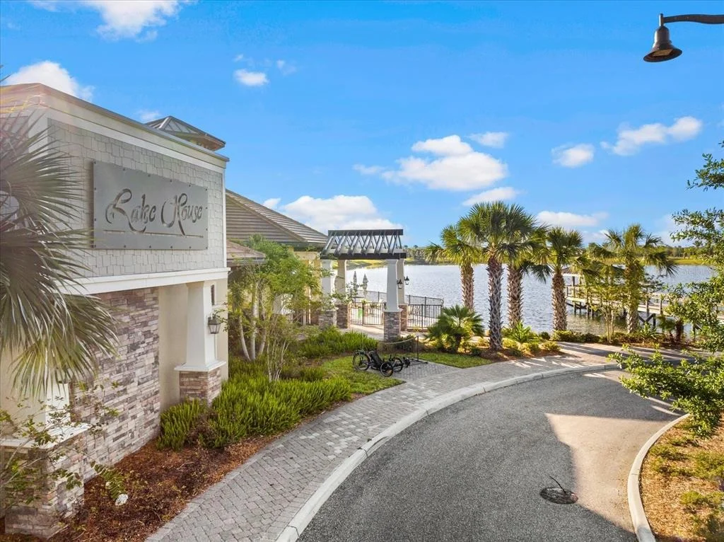 Photo of 7653 SUMMERLAND COVE