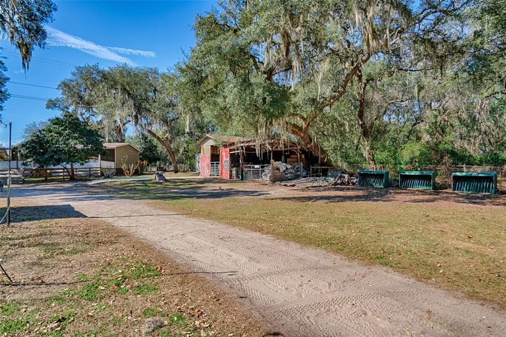 Photo of 1208 N COUNTY ROAD 315