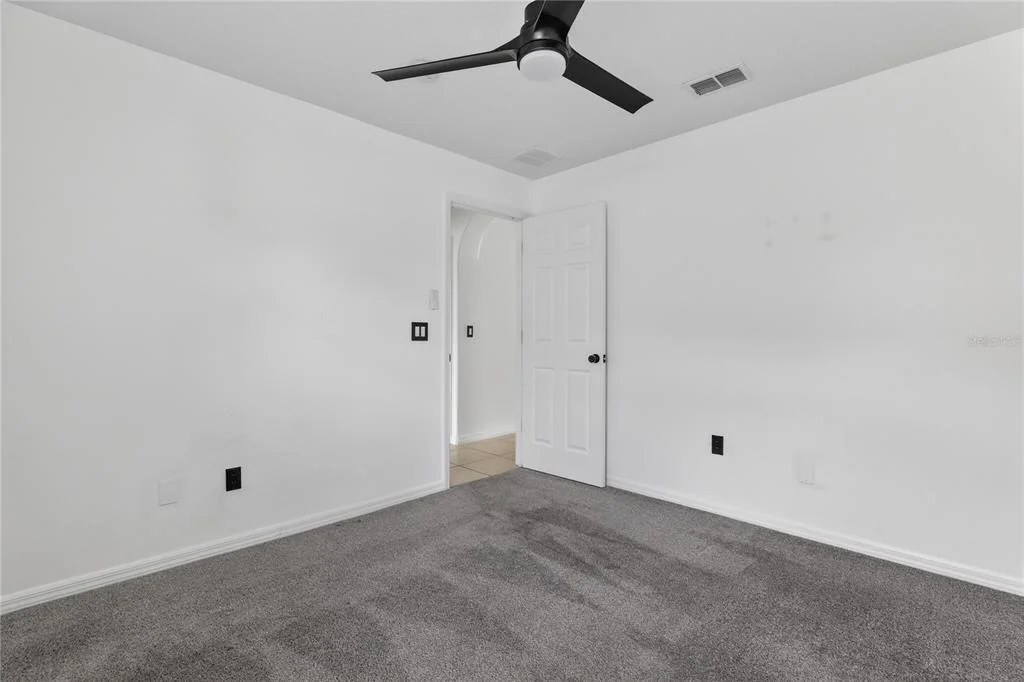 Photo of 1042 CHAMBERLIN TRAIL