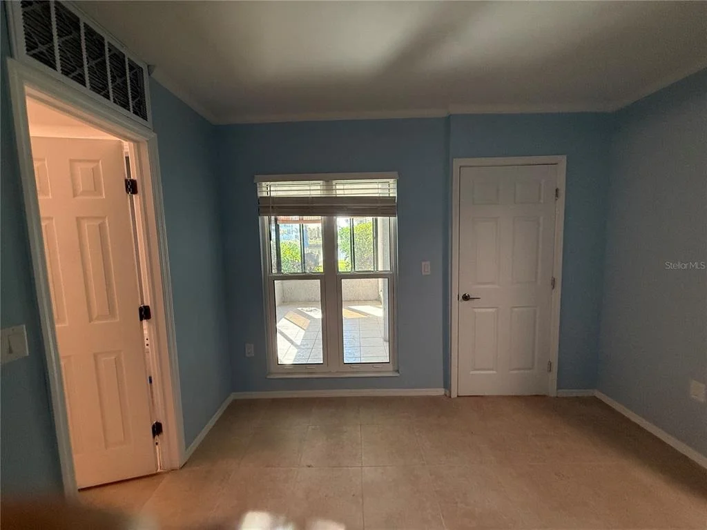 Photo of Unit D at 179 MEDALLION BOULEVARD