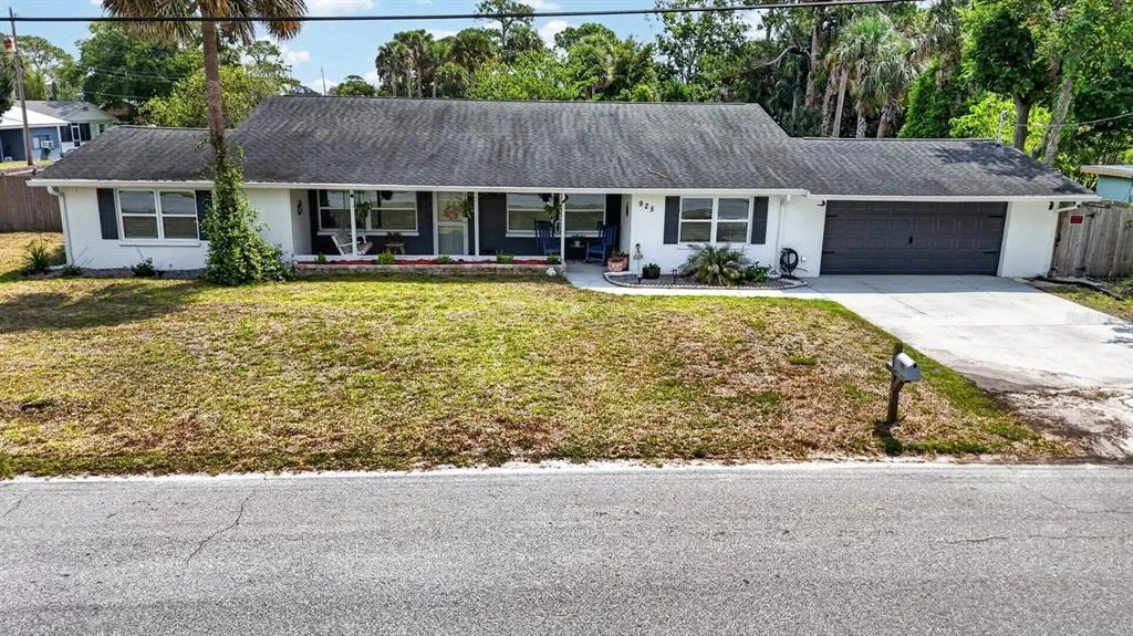 Photo of 925 FLAGLER AVENUE