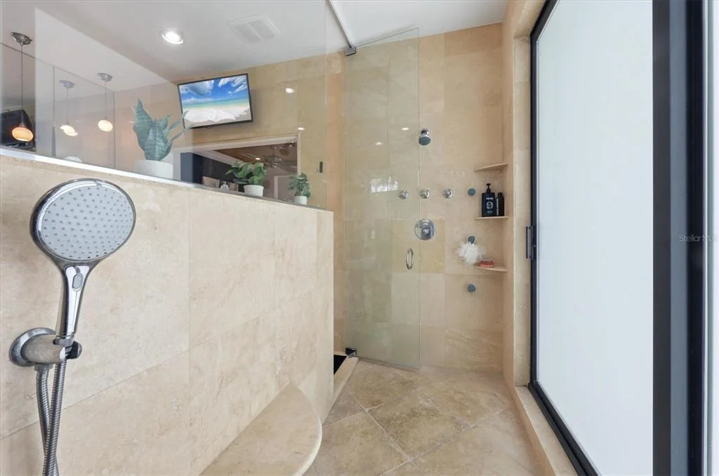 Photo of 829 IDLEWILD WAY