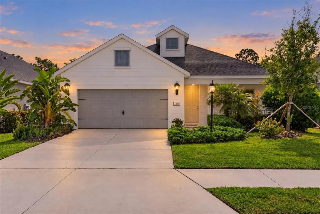 Photo of 7526 RIDGELAKE CIRCLE