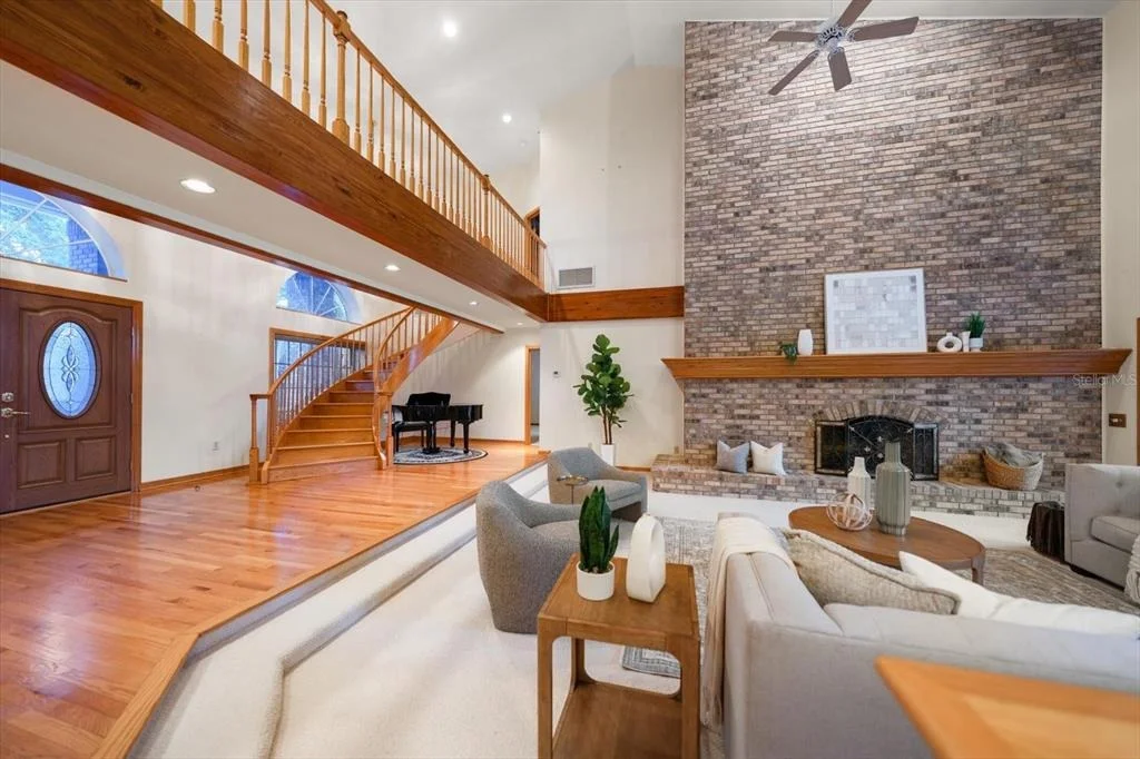 Photo of 220 HARBOR VIEW LANE