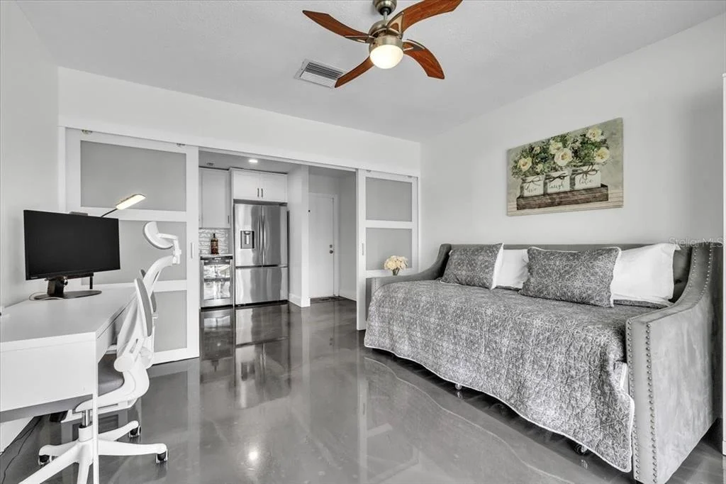 Photo of 2424 ROSA LANE