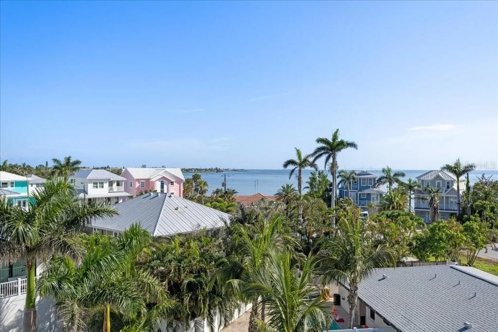 Photo of 239 S HARBOR DRIVE